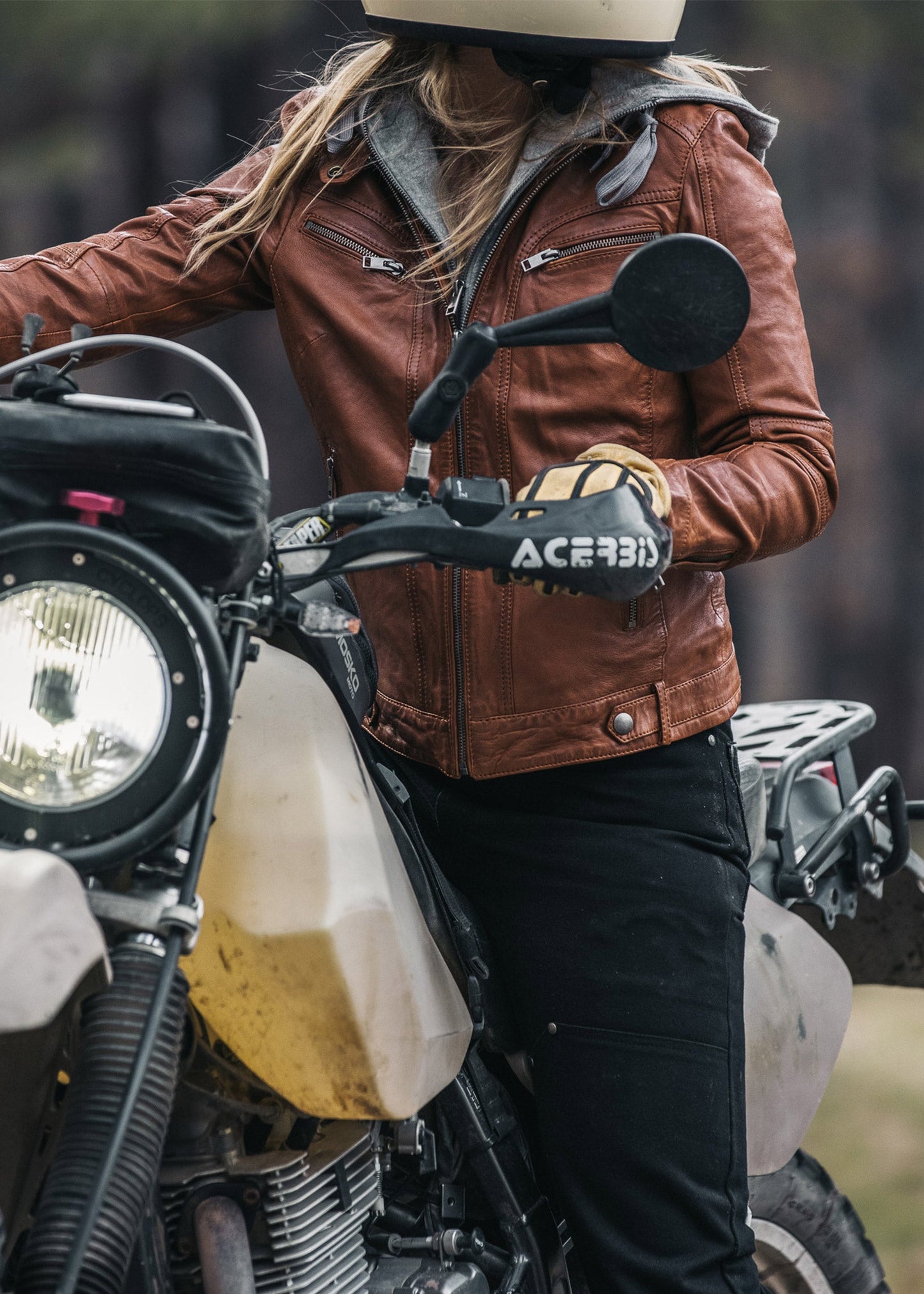 Iron & Resin - Topanga Women's Jacket - Brown Lifestyle Imagery
