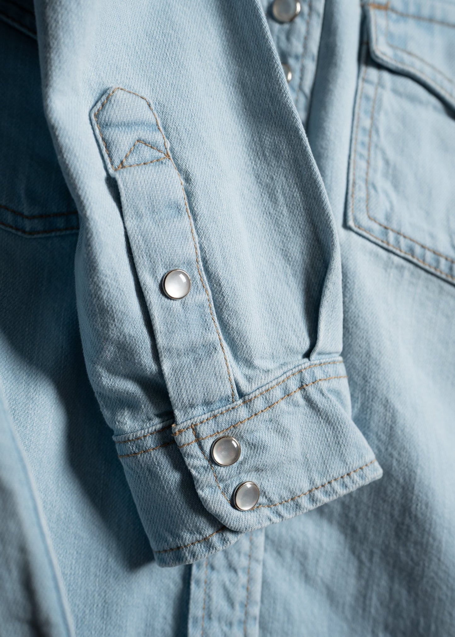 Women's West Shirt - Iron & Resin Garage Denver